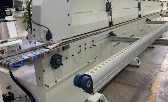 Macchina di rivestimento automatico ad alta velocità