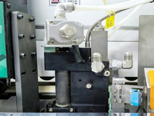 Macchina di rivestimento automatico ad alta velocità HD876J