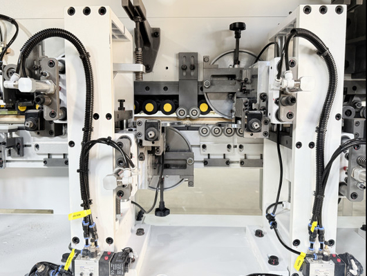 Macchina di rivestimento automatico ad alta velocità HD876J